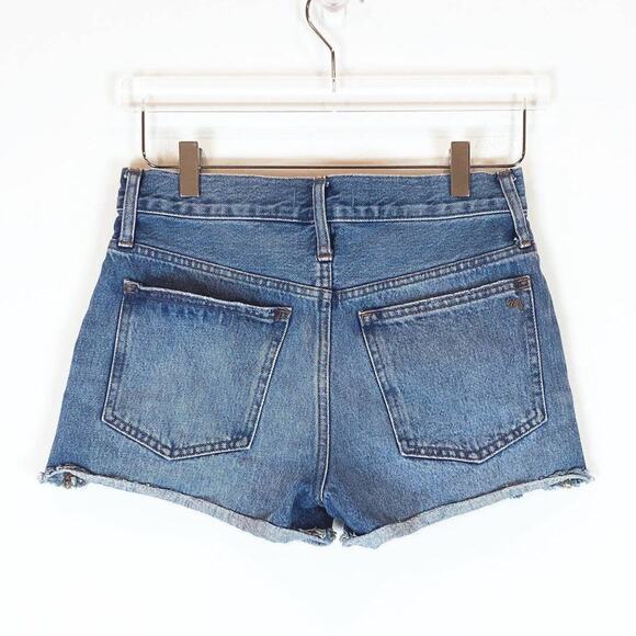Madewell Womens Relaxed Denim Shorts Size 23 Medium Wash Distressed Cut Off - Picture 2 of 6